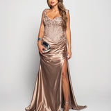 Vestido Longo Glamour Decote Bordado Missangas
