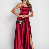 Robe glamour avec fente latérale et liens