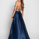 Robe glamour avec fente latérale et liens