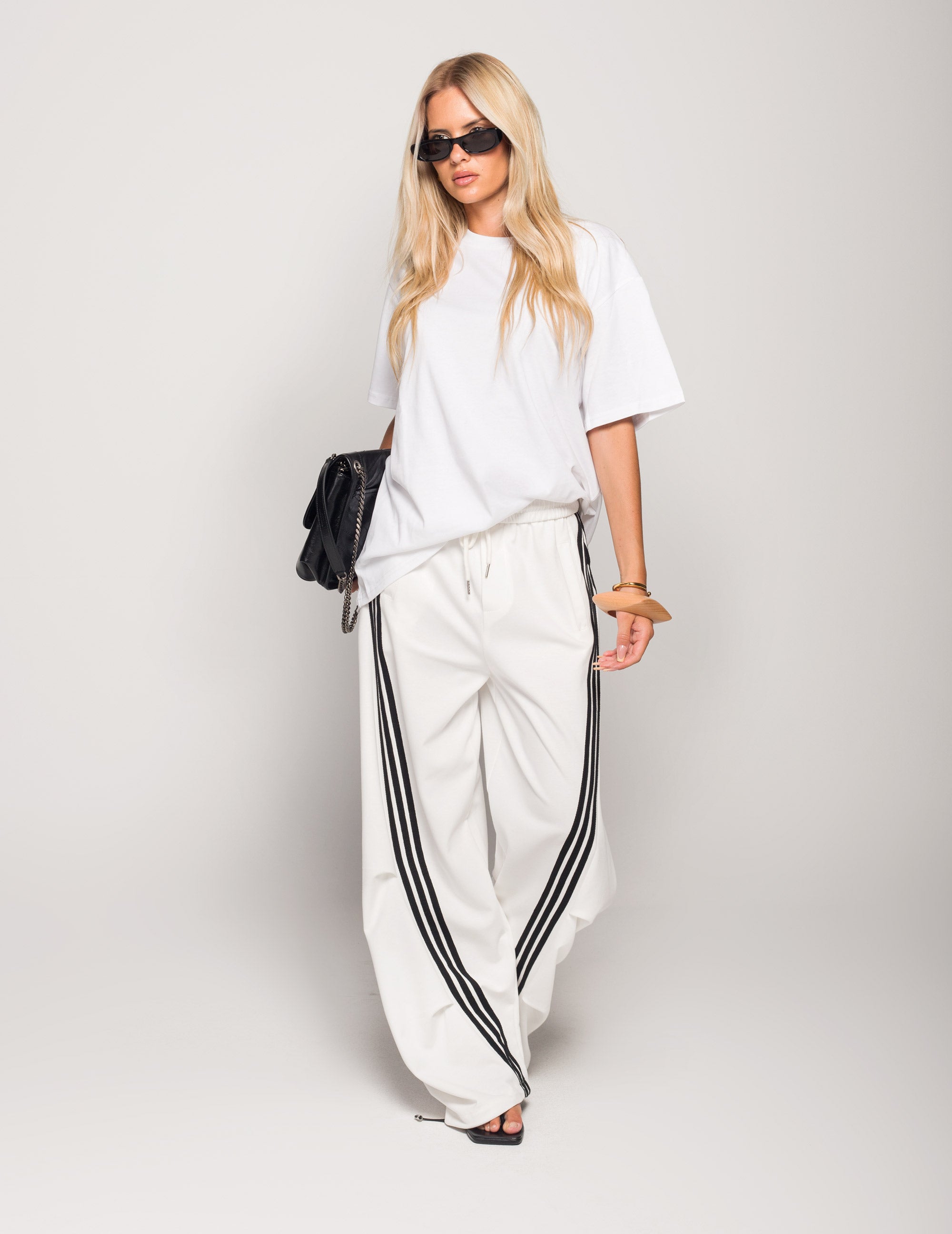 Calça Ti.Amo De Felpa Três Listras