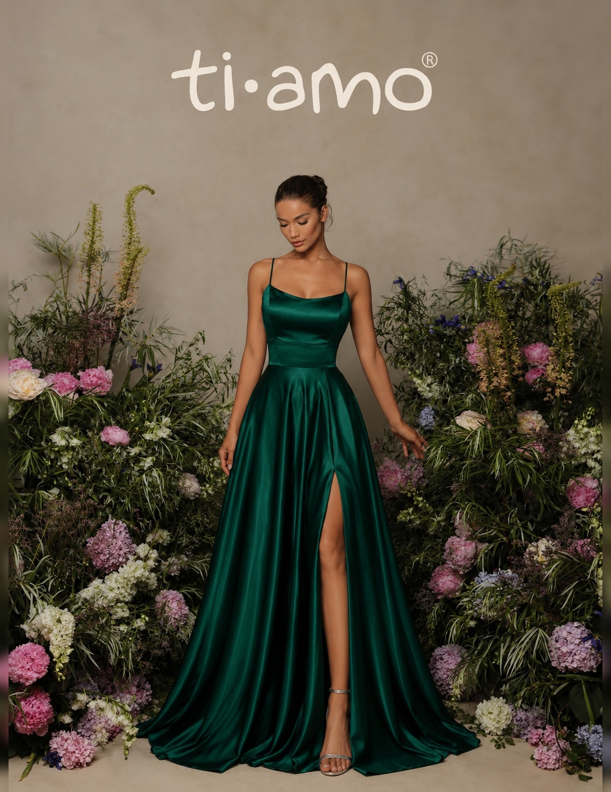 Glamour Dress with Side Slit and Ties