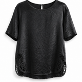 T-Shirt Ti.Amo Acetinada Detalhe Bordado Com Missangas