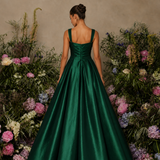 Vestido Longo Glamour Com Detalhes Strass