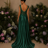 Vestido Longo Glamour Decote Bordado Missangas