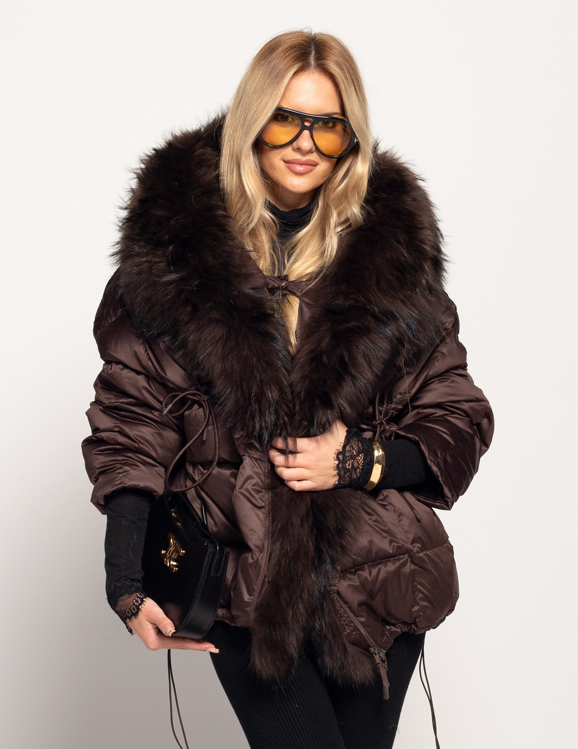 Blusão Ti.Amo Curto Glamour De Penas De Ganso Pêlo Raposa