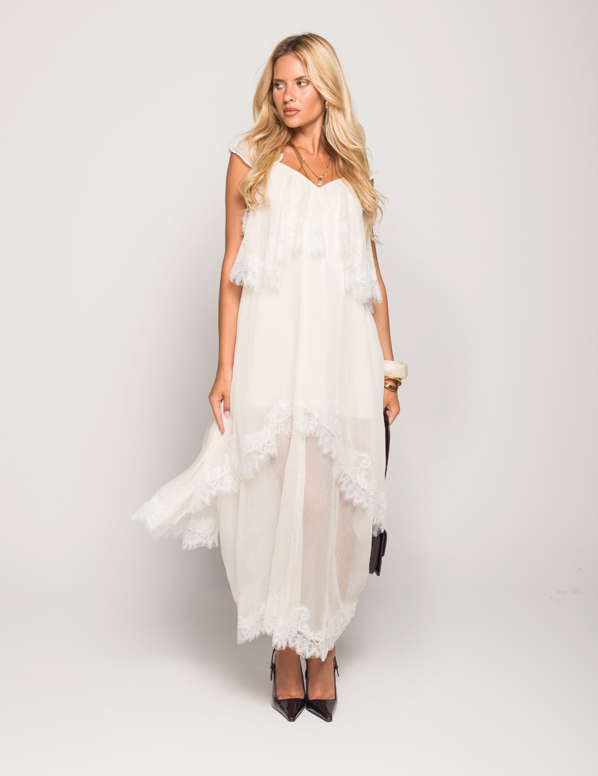 Vestido Ti.Amo Longo Com Detalhe De Folhos Com Guipura
